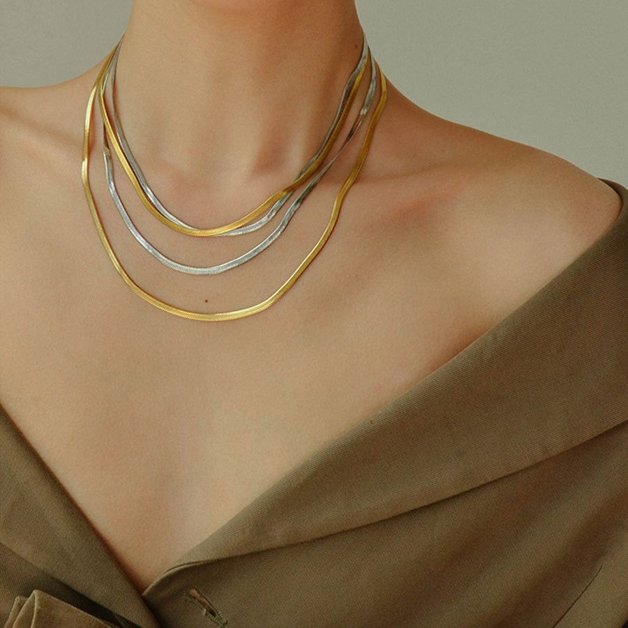 Double Layered Collarbone Necklace